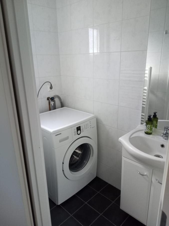 Chalet Bosrand 42 Park Veluwshof 6 p Hoenderloo Buitenkant foto